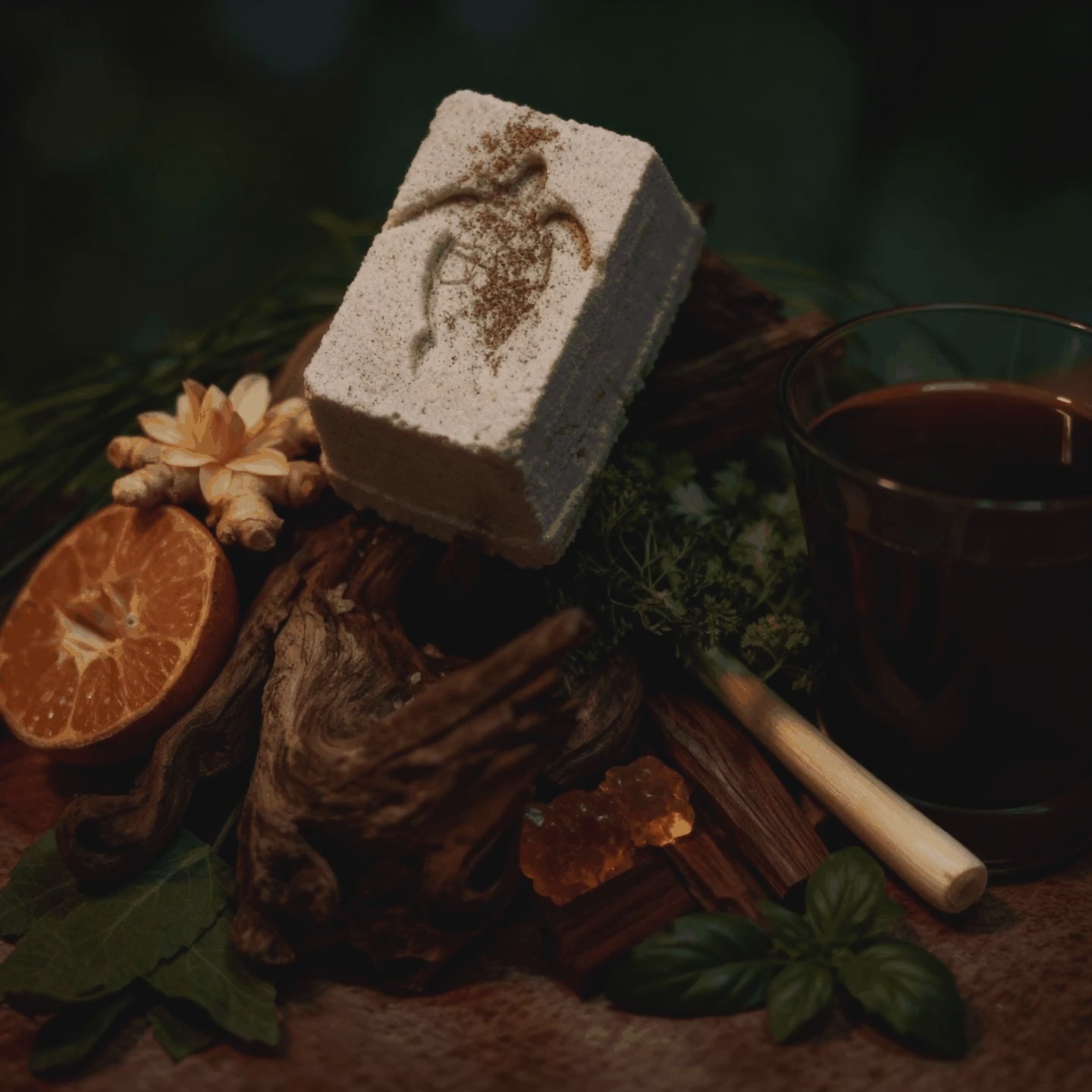 Spiced Timber Bath Bomb - "Rugged Sophistication"